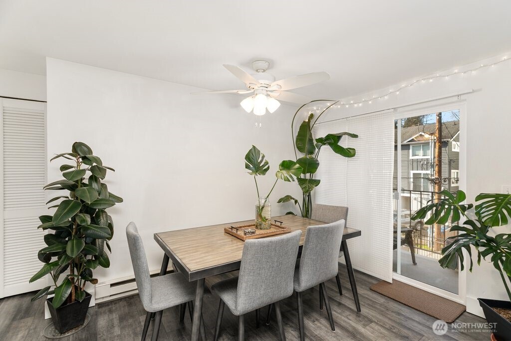 4831 Fauntleroy Way SW #206, Seattle, WA 98116