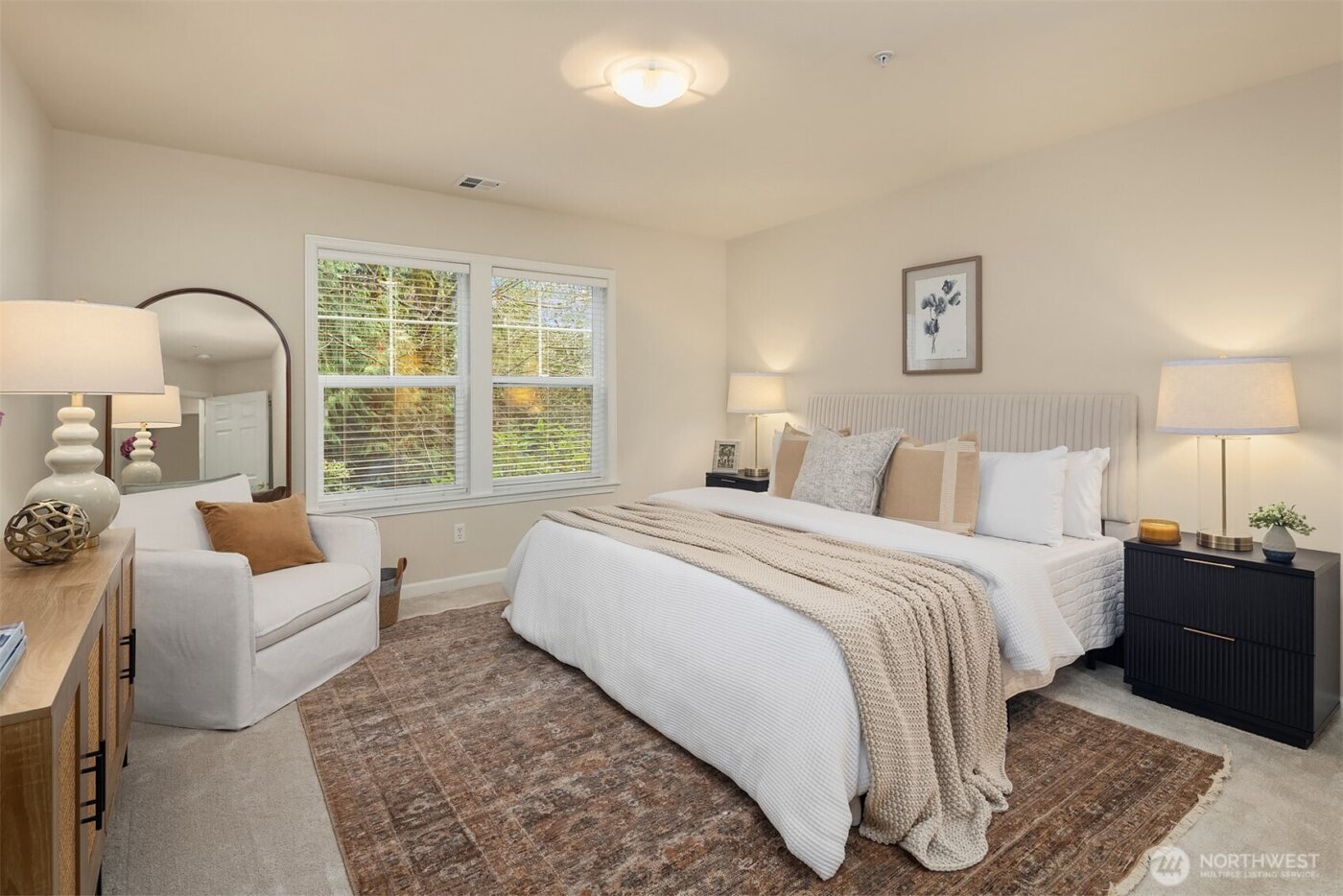 4535 Providence Point Place SE #103, Issaquah, WA 98029