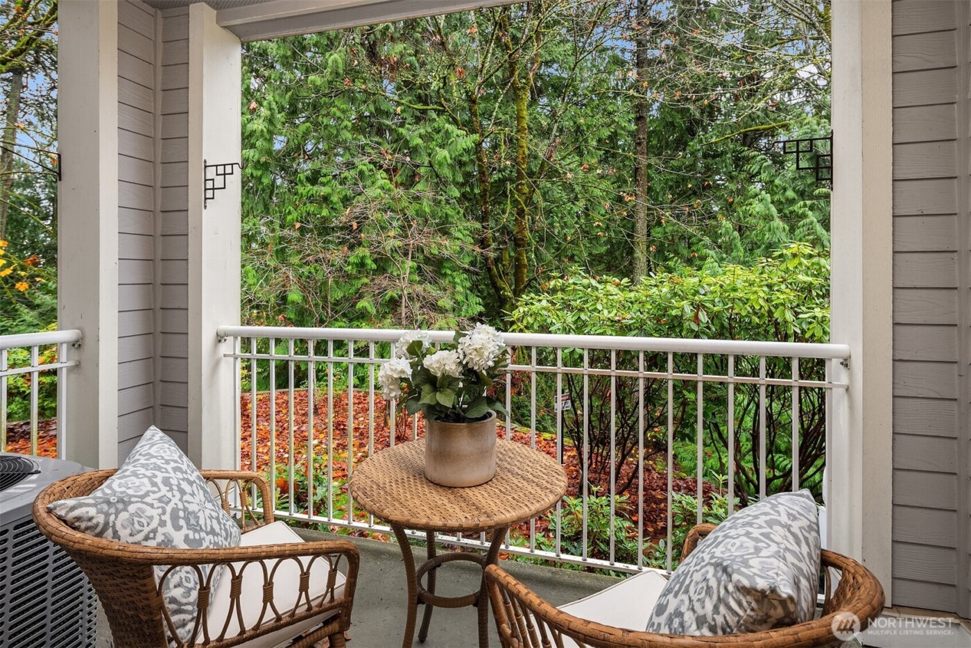 4535 Providence Point Place SE #103, Issaquah, WA 98029