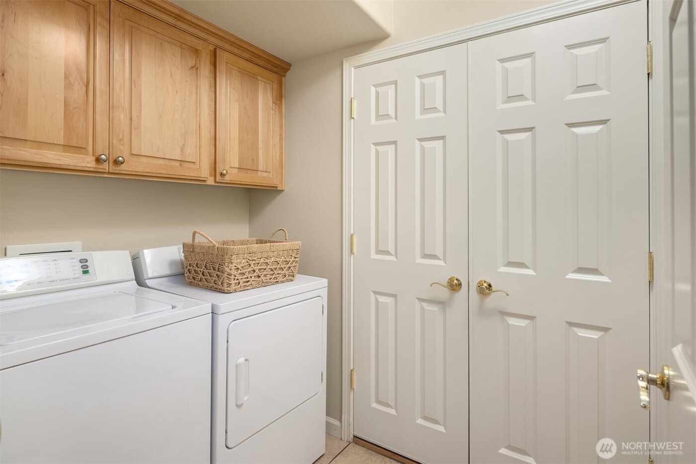 4535 Providence Point Place SE #103, Issaquah, WA 98029