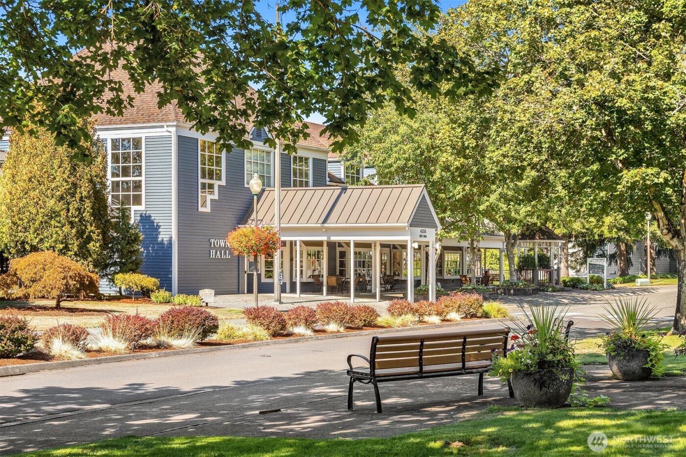 4535 Providence Point Place SE #103, Issaquah, WA 98029