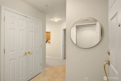 4535 Providence Point Place SE #103, Issaquah, WA 98029 - Photo 5