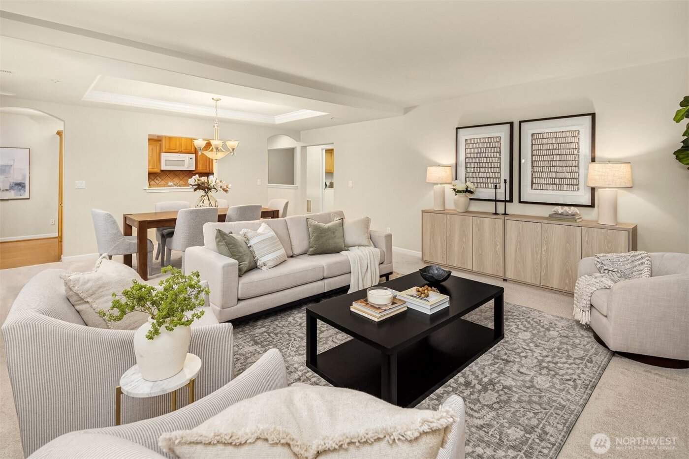 4535 Providence Point Place SE #103, Issaquah, WA 98029