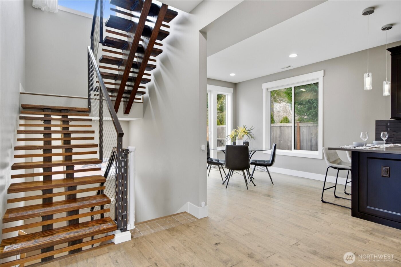 11422 NE 92nd Street , Kirkland, WA 98033