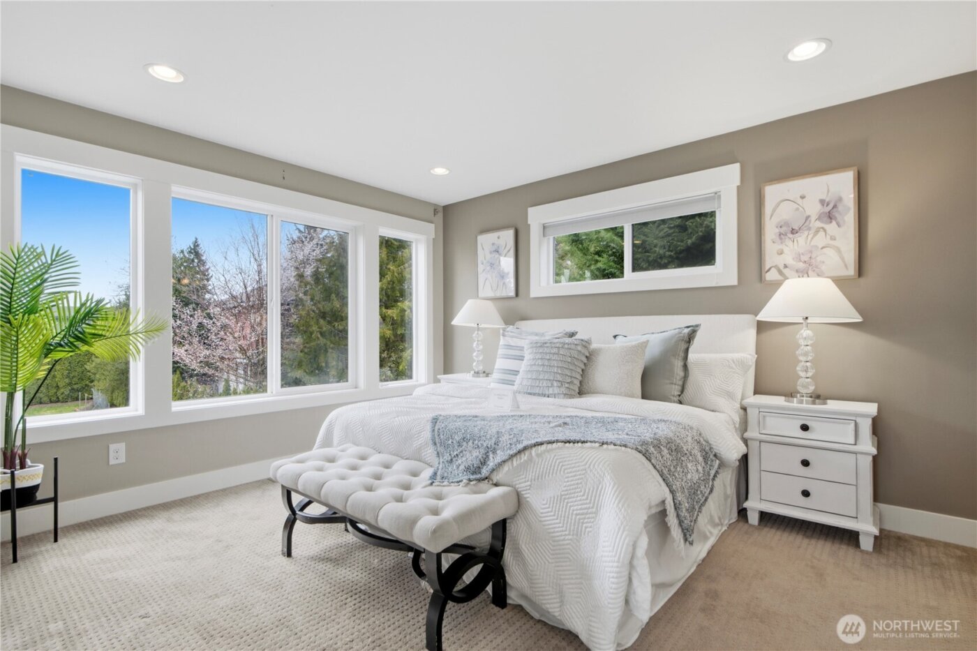 11422 NE 92nd Street , Kirkland, WA 98033