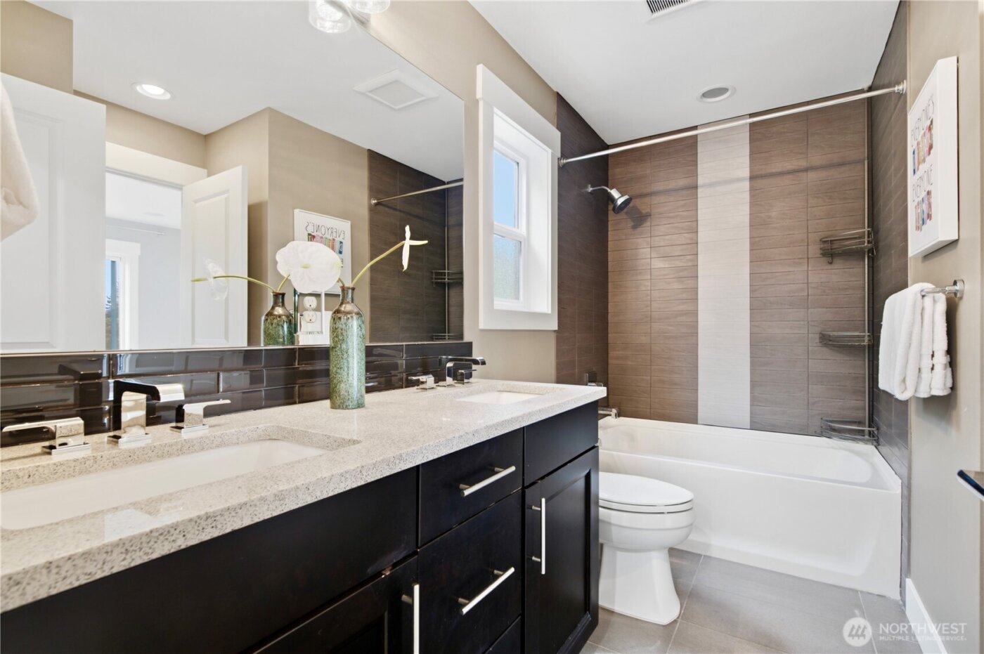 11422 NE 92nd Street , Kirkland, WA 98033