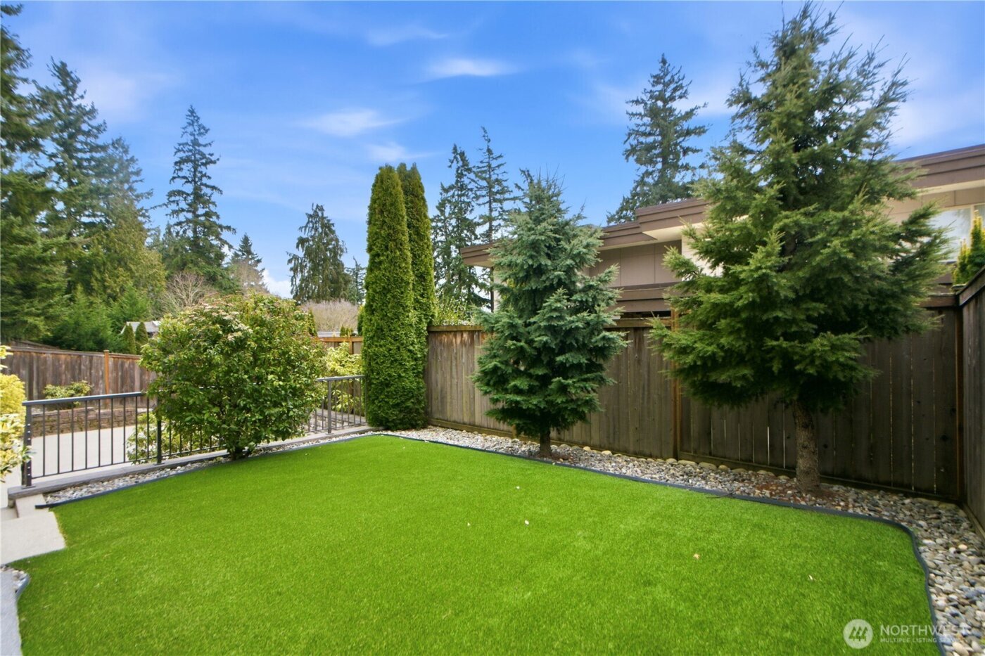 11422 NE 92nd Street , Kirkland, WA 98033