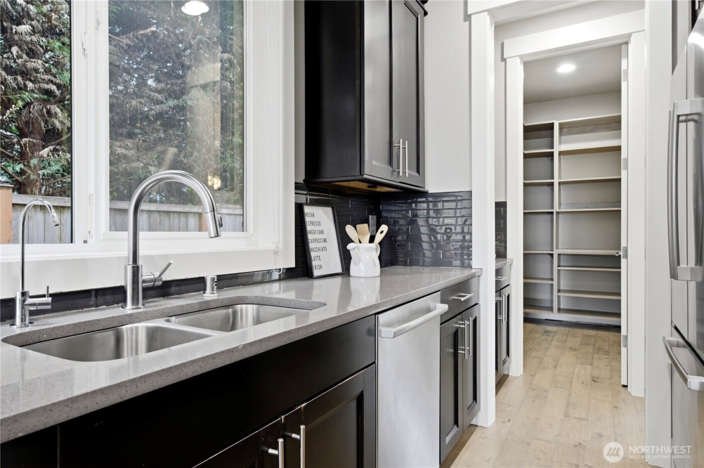 11422 NE 92nd Street , Kirkland, WA 98033