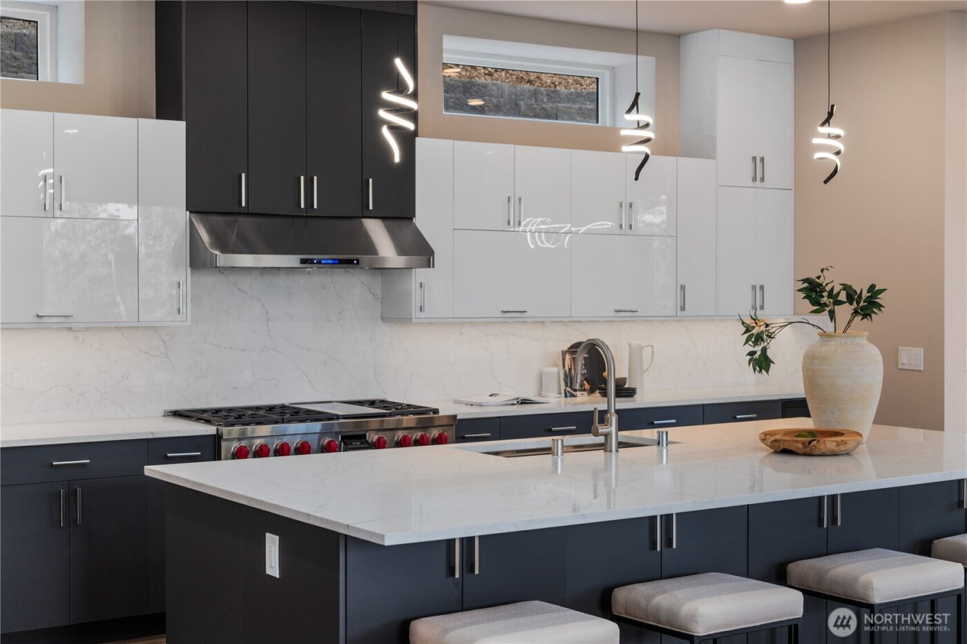 8814 NE Juanita Drive , Kirkland, WA 98034