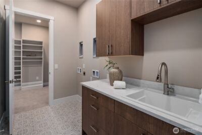 8814 NE Juanita Drive , Kirkland, WA 98034 - Photo 28