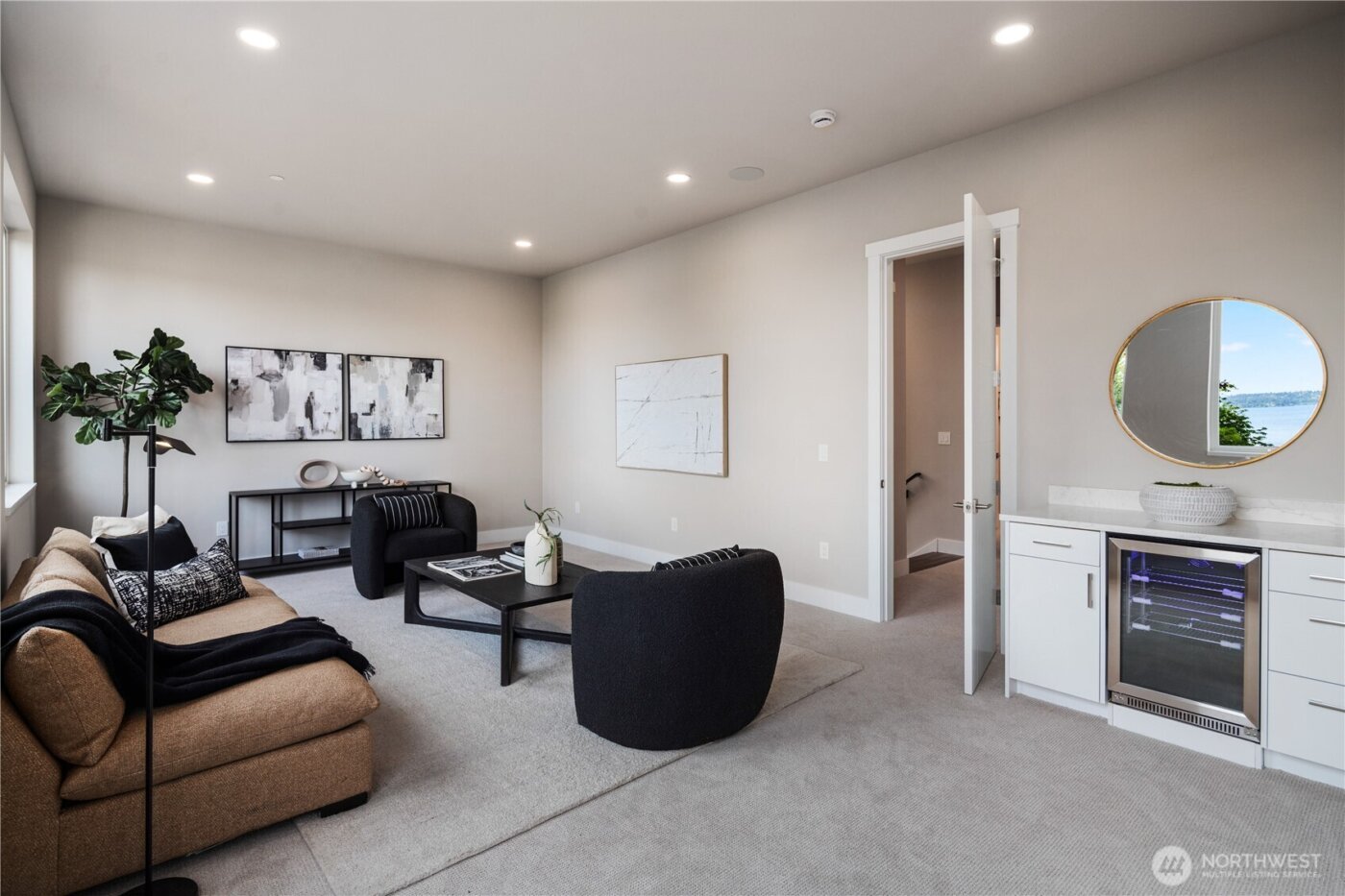 8814 NE Juanita Drive , Kirkland, WA 98034