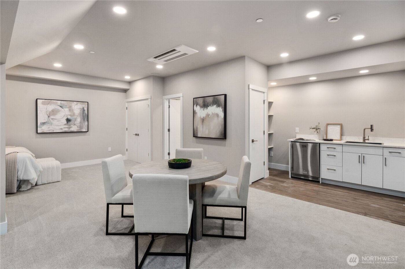 8814 NE Juanita Drive , Kirkland, WA 98034