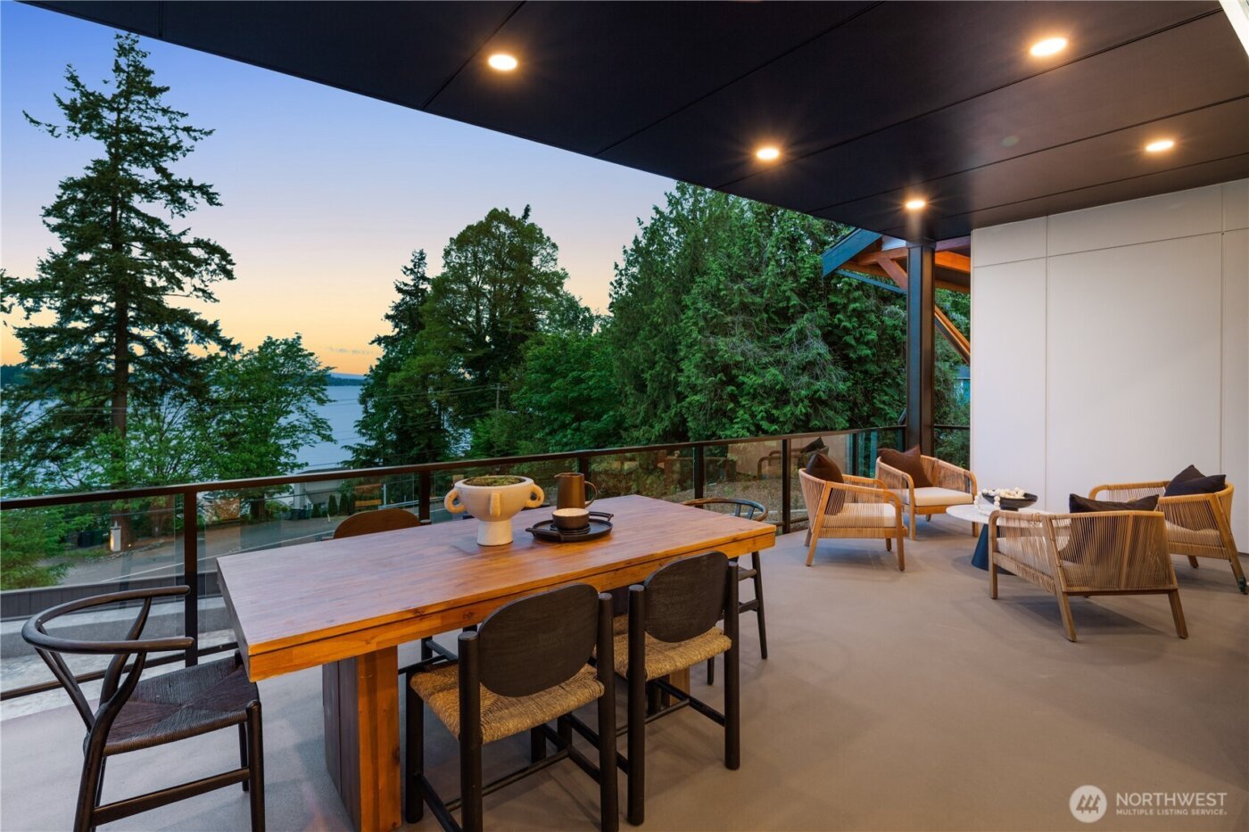 8814 NE Juanita Drive , Kirkland, WA 98034