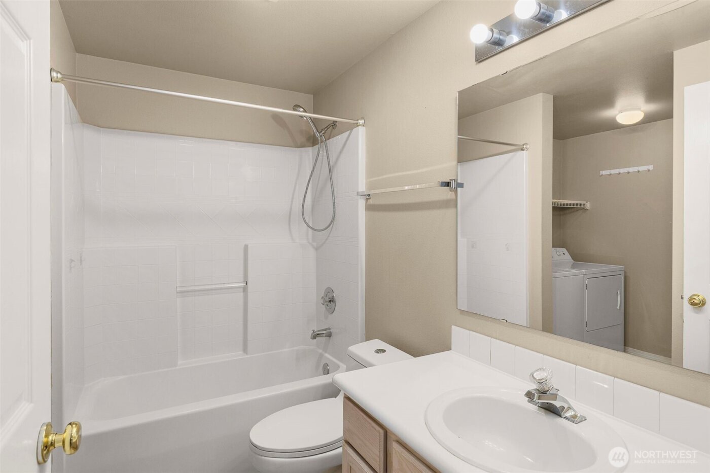 2001 120th Place SE #4-304, Everett, WA 98208