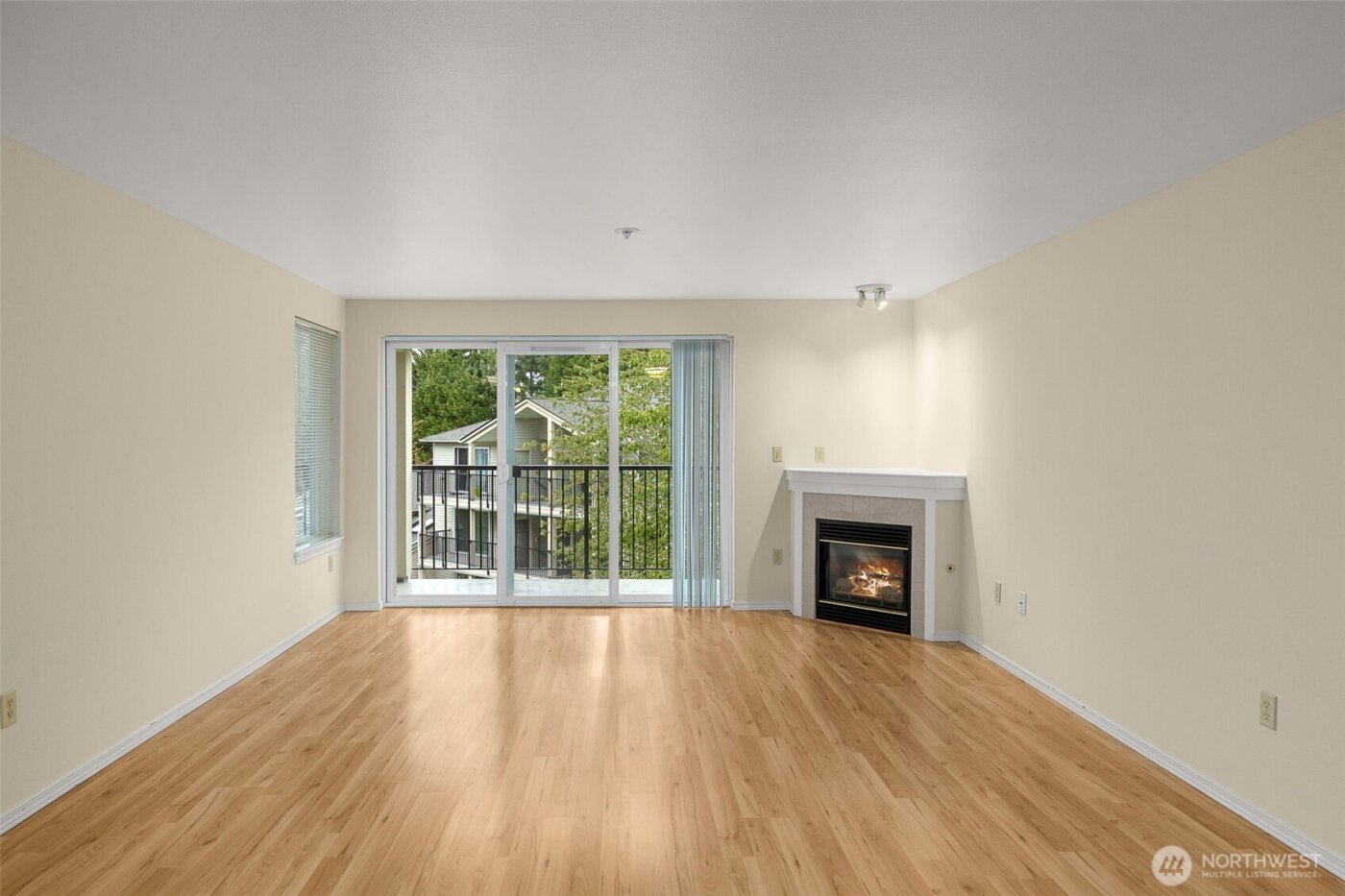 2001 120th Place SE #4-304, Everett, WA 98208