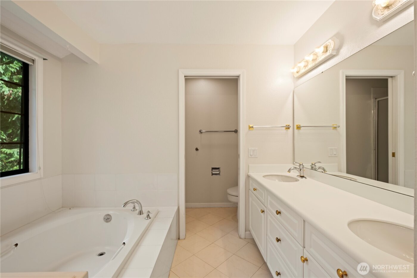 3514 208th Place NE, Sammamish, WA 98074-9367