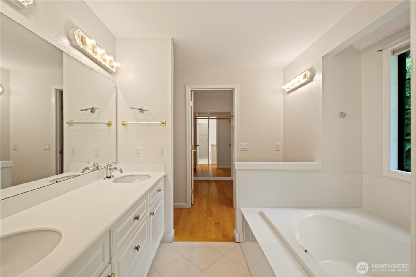 3514 208th Place NE, Sammamish, WA 98074-9367