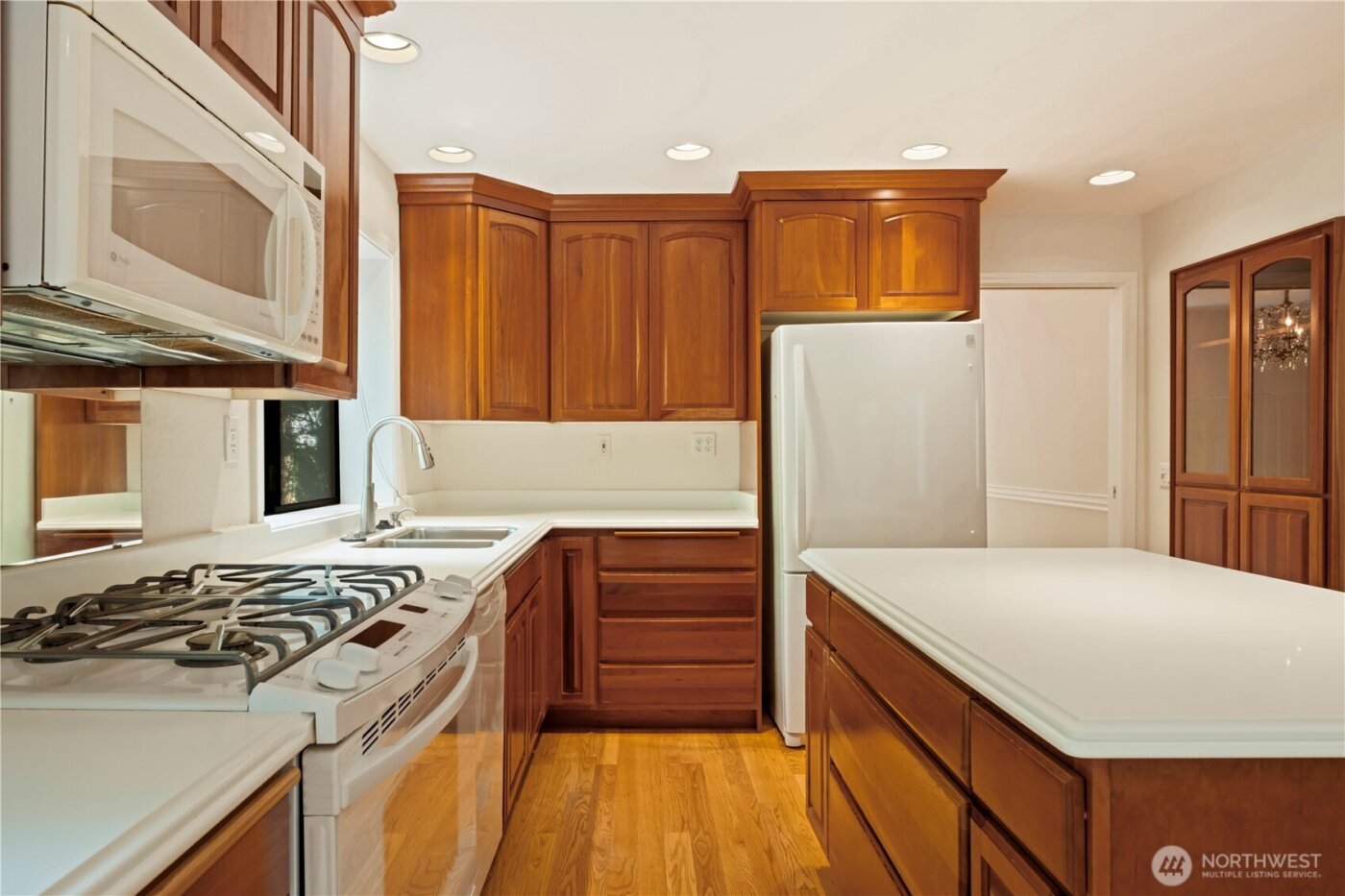 3514 208th Place NE, Sammamish, WA 98074-9367