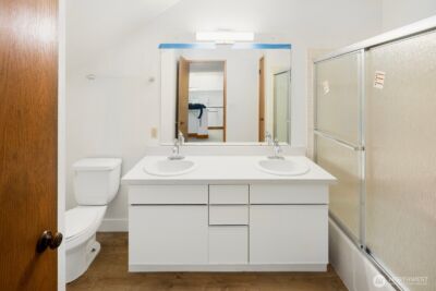 5210 11th Avenue NE #1-5, Seattle, WA 98105-3561 - Photo 19