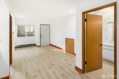 5210 11th Avenue NE #1-5, Seattle, WA 98105-3561 - Photo 8