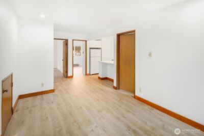 5210 11th Avenue NE #1-5, Seattle, WA 98105-3561 - Photo 9