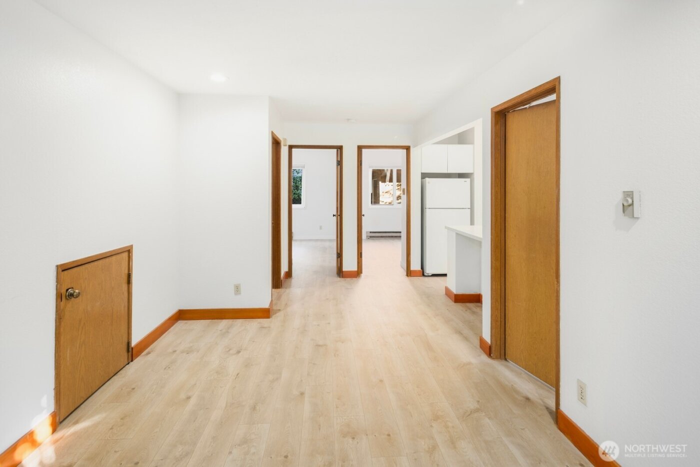 5210 11th Avenue NE #1-5, Seattle, WA 98105-3561