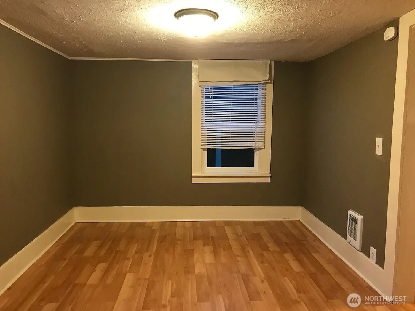 7103 Linden Avenue N #1-5, Seattle, WA 98103-5176