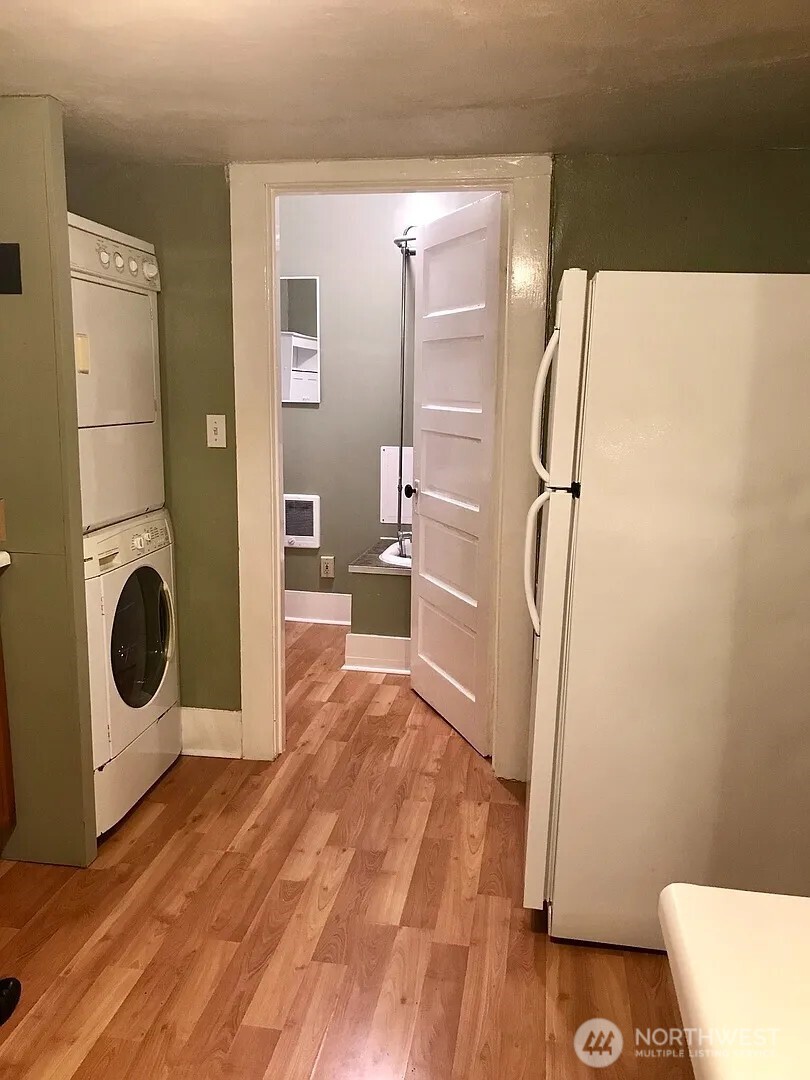 7103 Linden Avenue N #1-5, Seattle, WA 98103-5176