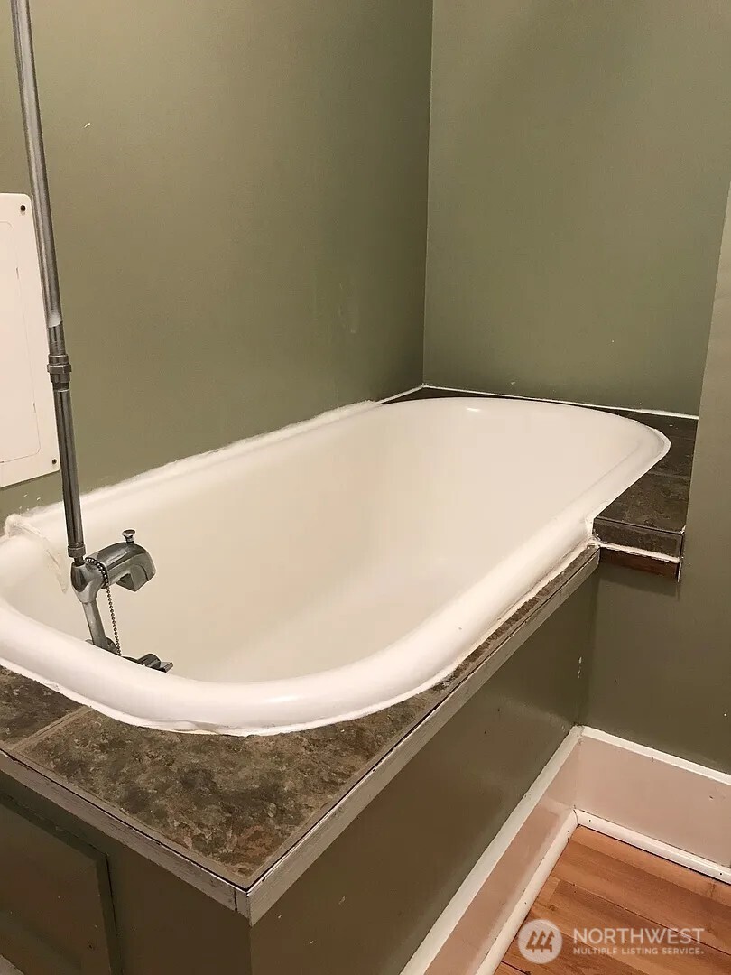 7103 Linden Avenue N #1-5, Seattle, WA 98103-5176