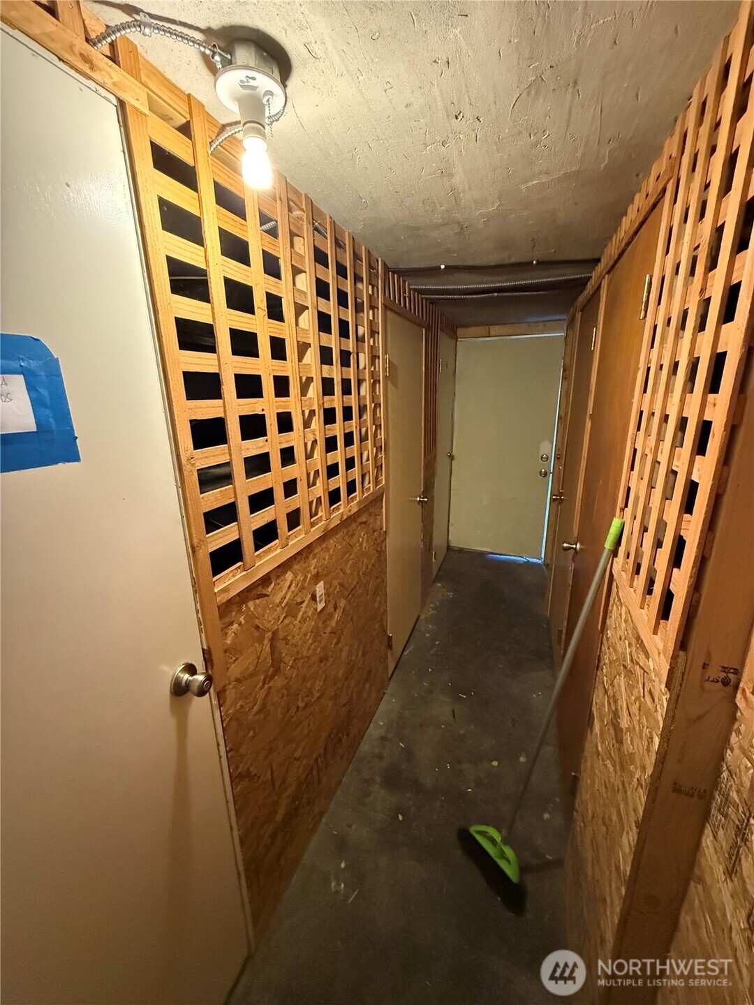 7103 Linden Avenue N #1-5, Seattle, WA 98103-5176