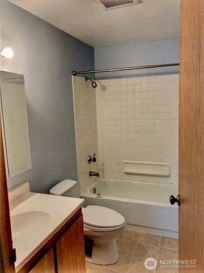 3660 Whitman Avenue N, Seattle, WA 98103-8768 - Photo 27