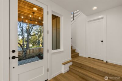105 19th Avenue , Kirkland, WA 98033 - Photo 4