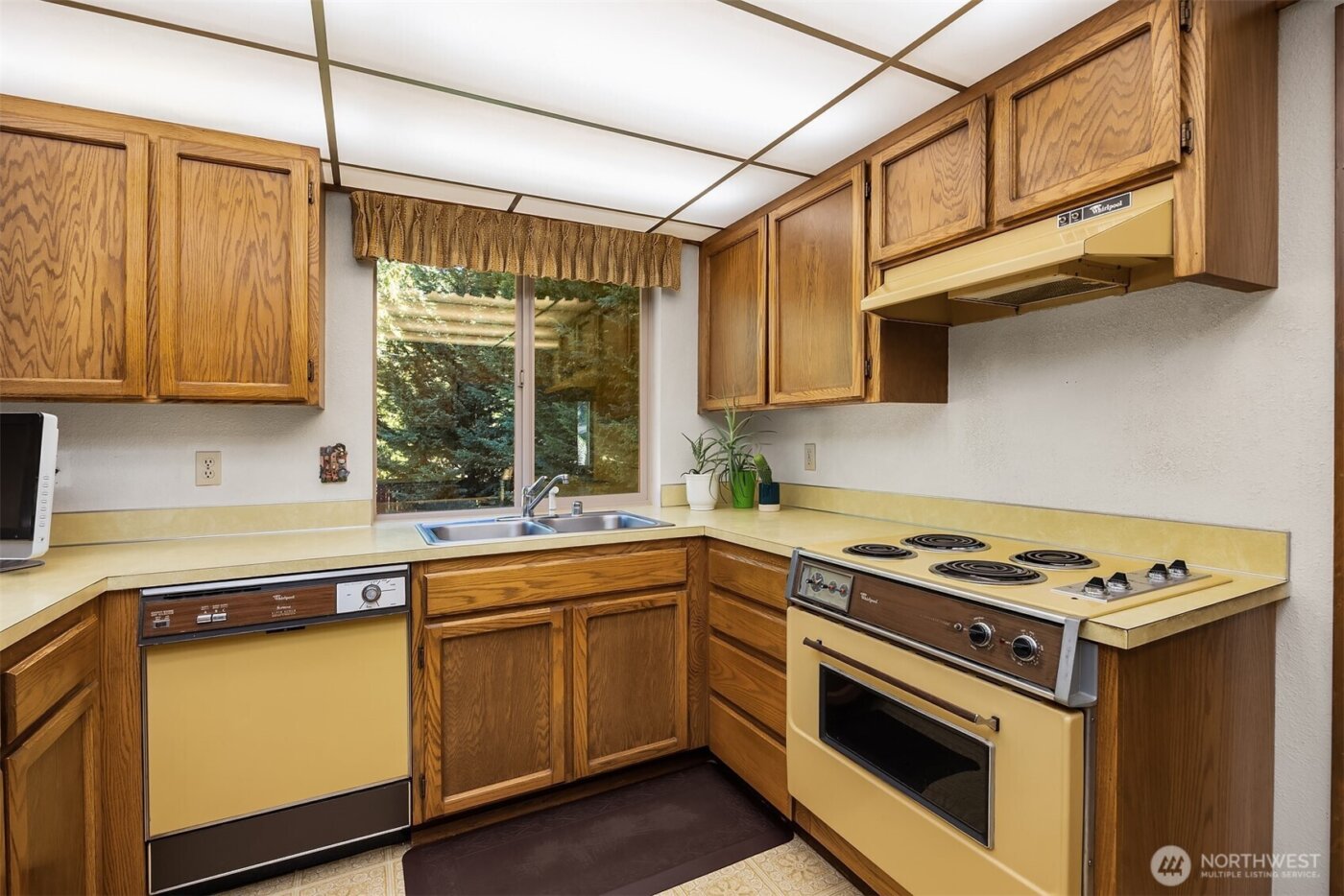 14402 151st Place SE, Renton, WA 98059