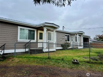 140 Newell Avenue , Westport, WA 98595