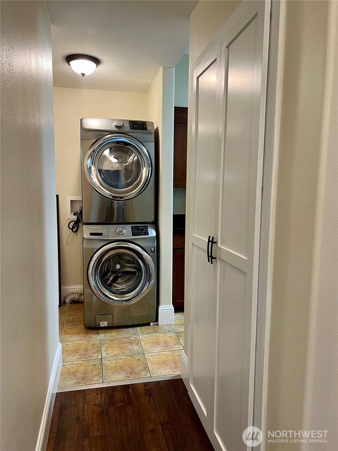 140 Newell Avenue , Westport, WA 98595