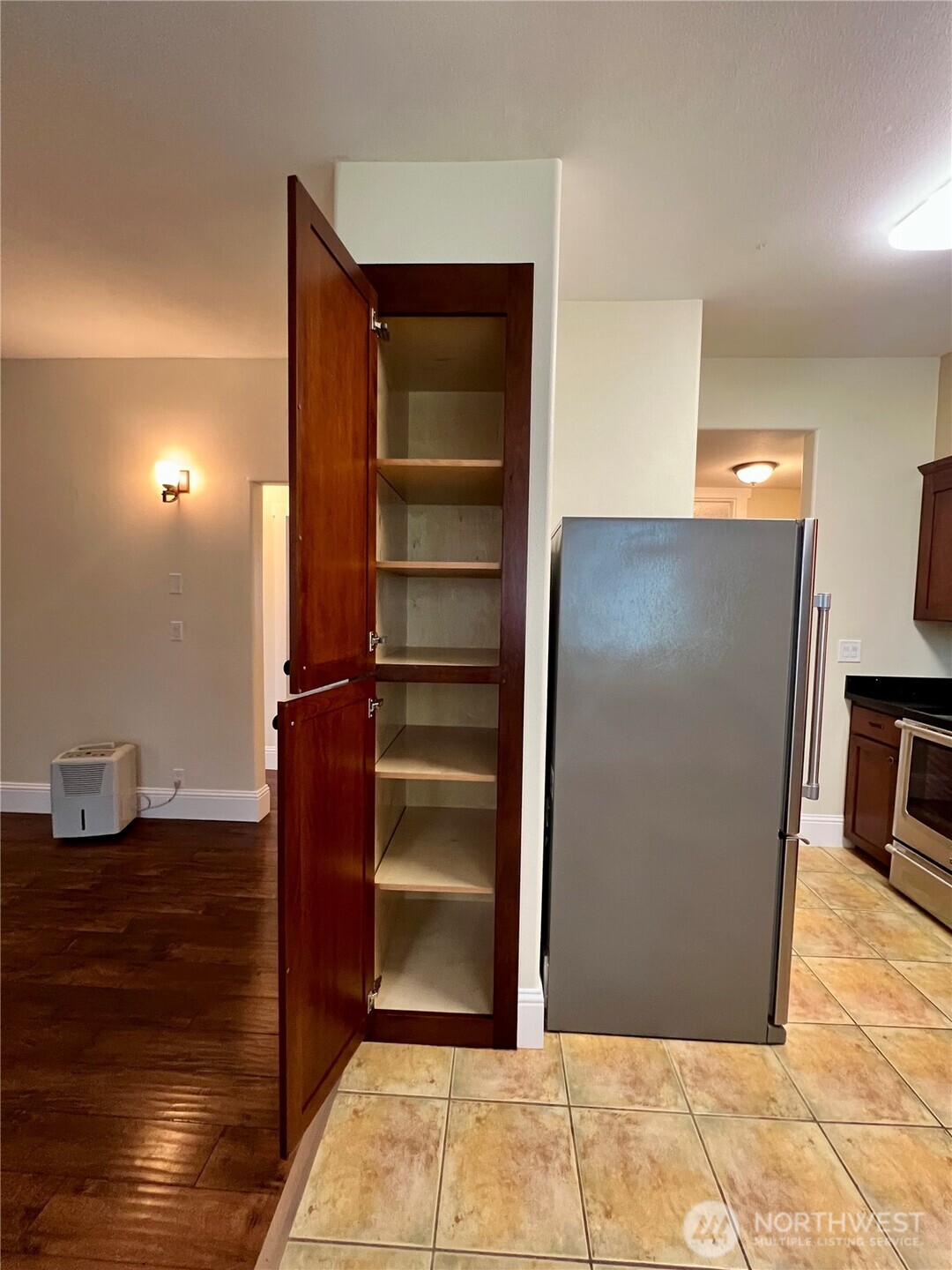 140 Newell Avenue , Westport, WA 98595