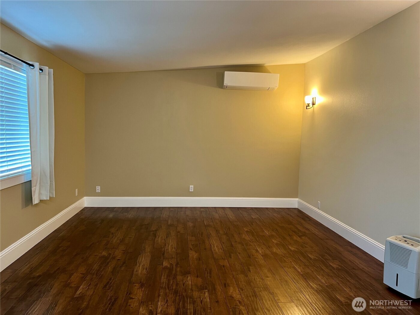 140 Newell Avenue , Westport, WA 98595