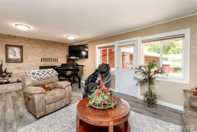 36510 Mountain Highway E, Eatonville, WA 98328 - Photo 11