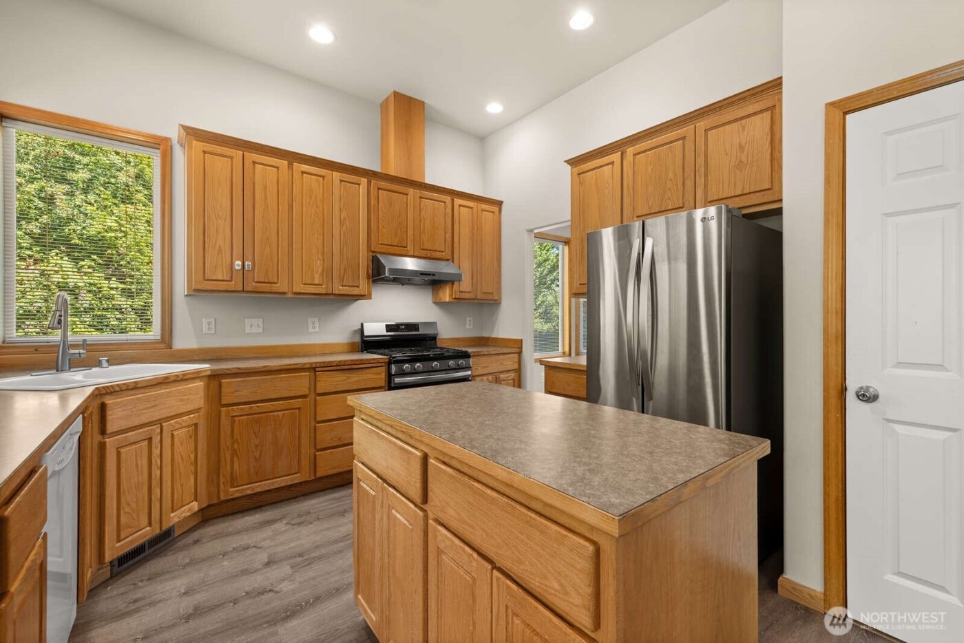 9926 SW 184th Way , Vashon, WA 98070-0000