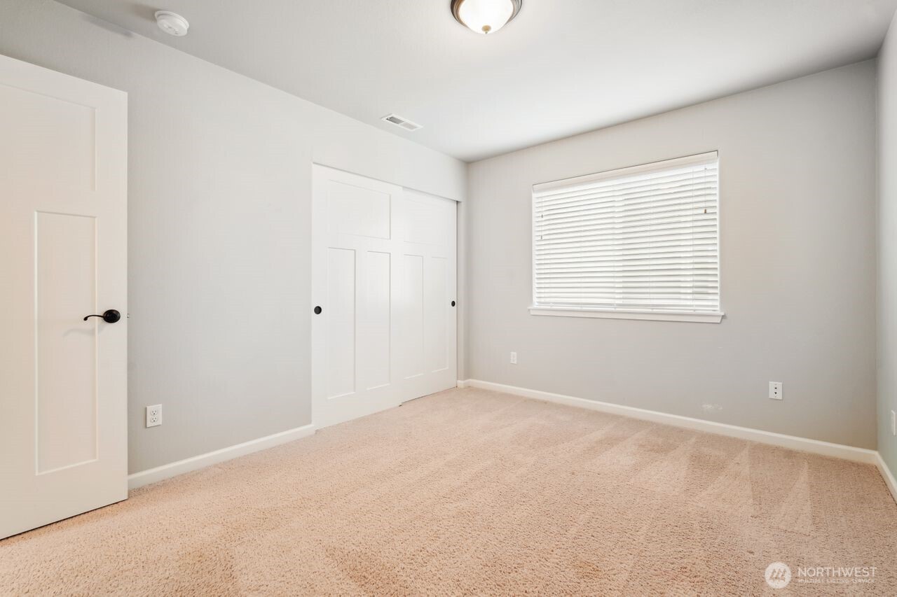 4335 Dudley Drive NE, Lacey, WA 98516