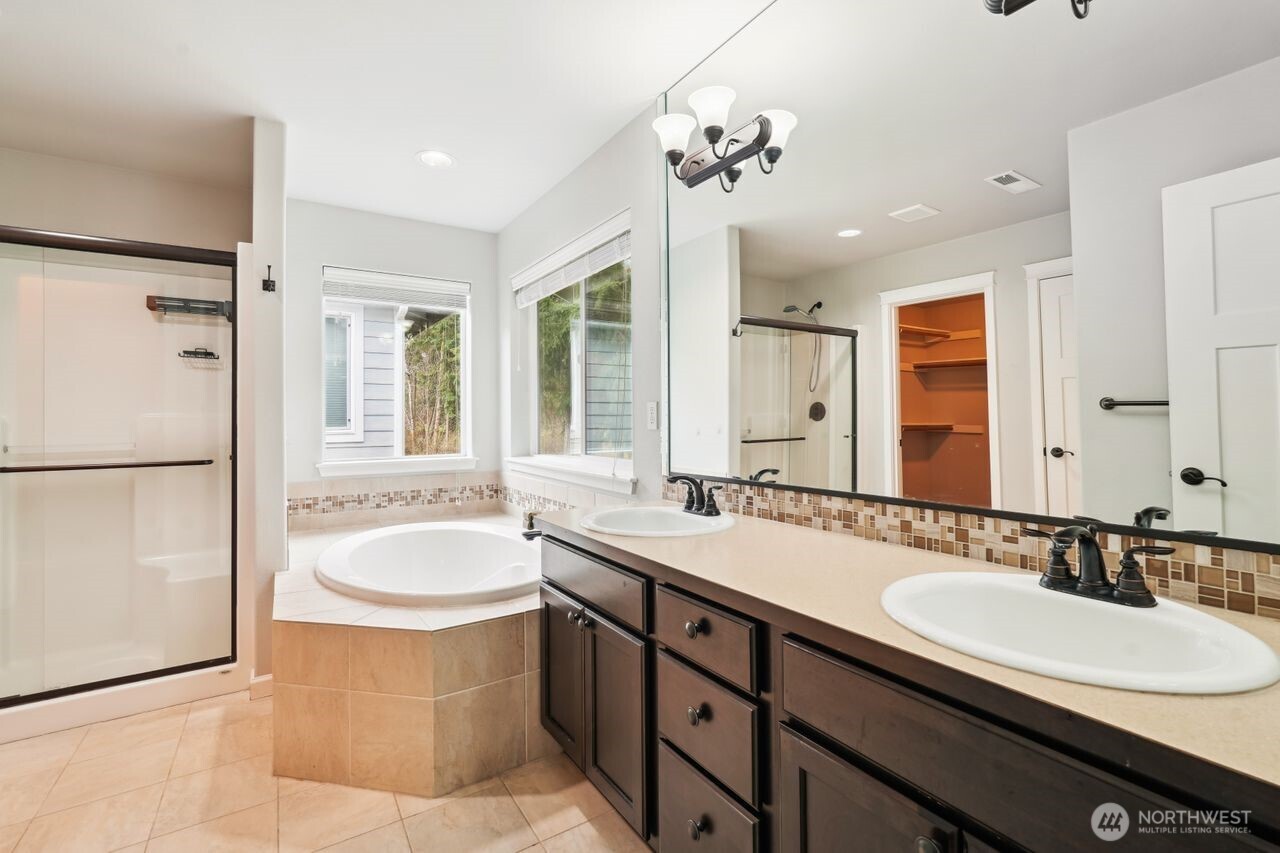 4335 Dudley Drive NE, Lacey, WA 98516