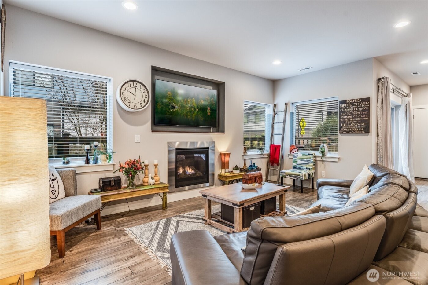 32819 Madrona Avenue SE, Black Diamond, WA 98010