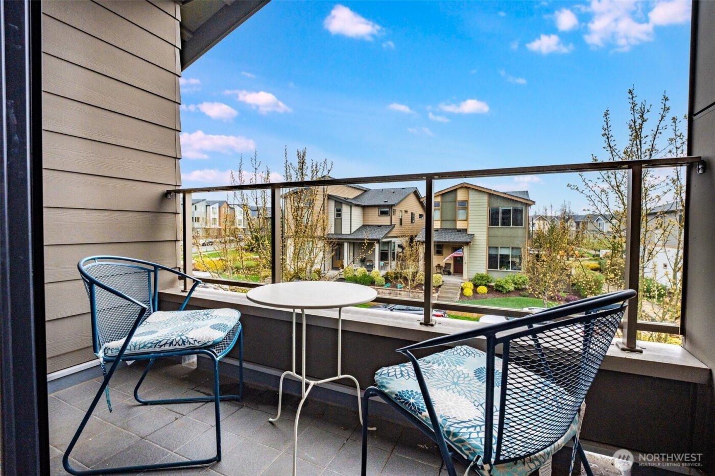 32819 Madrona Avenue SE, Black Diamond, WA 98010