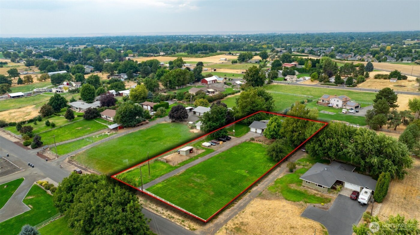 371 hill Road , Walla Walla, WA 99362