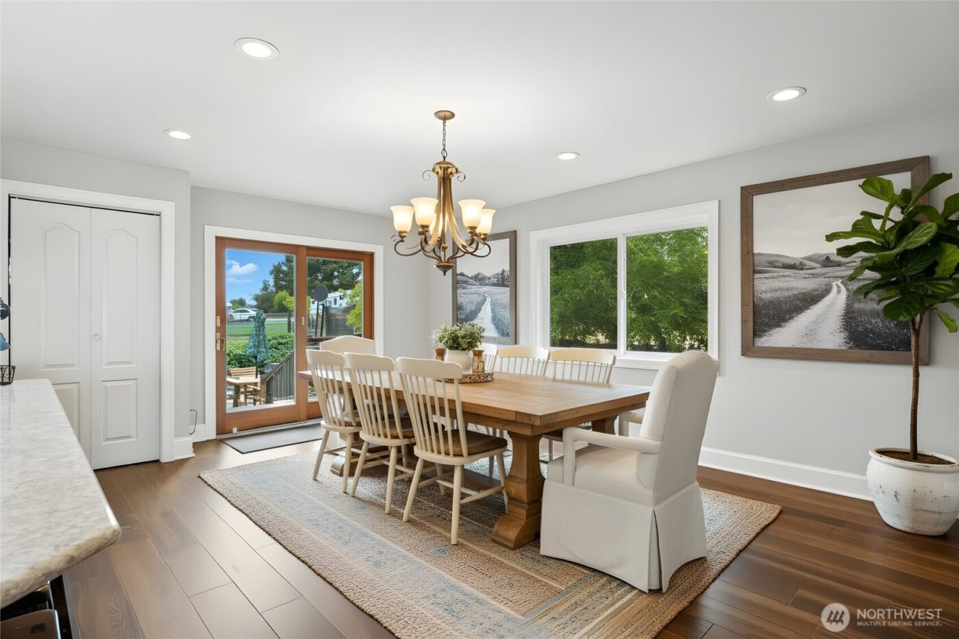 371 hill Road , Walla Walla, WA 99362