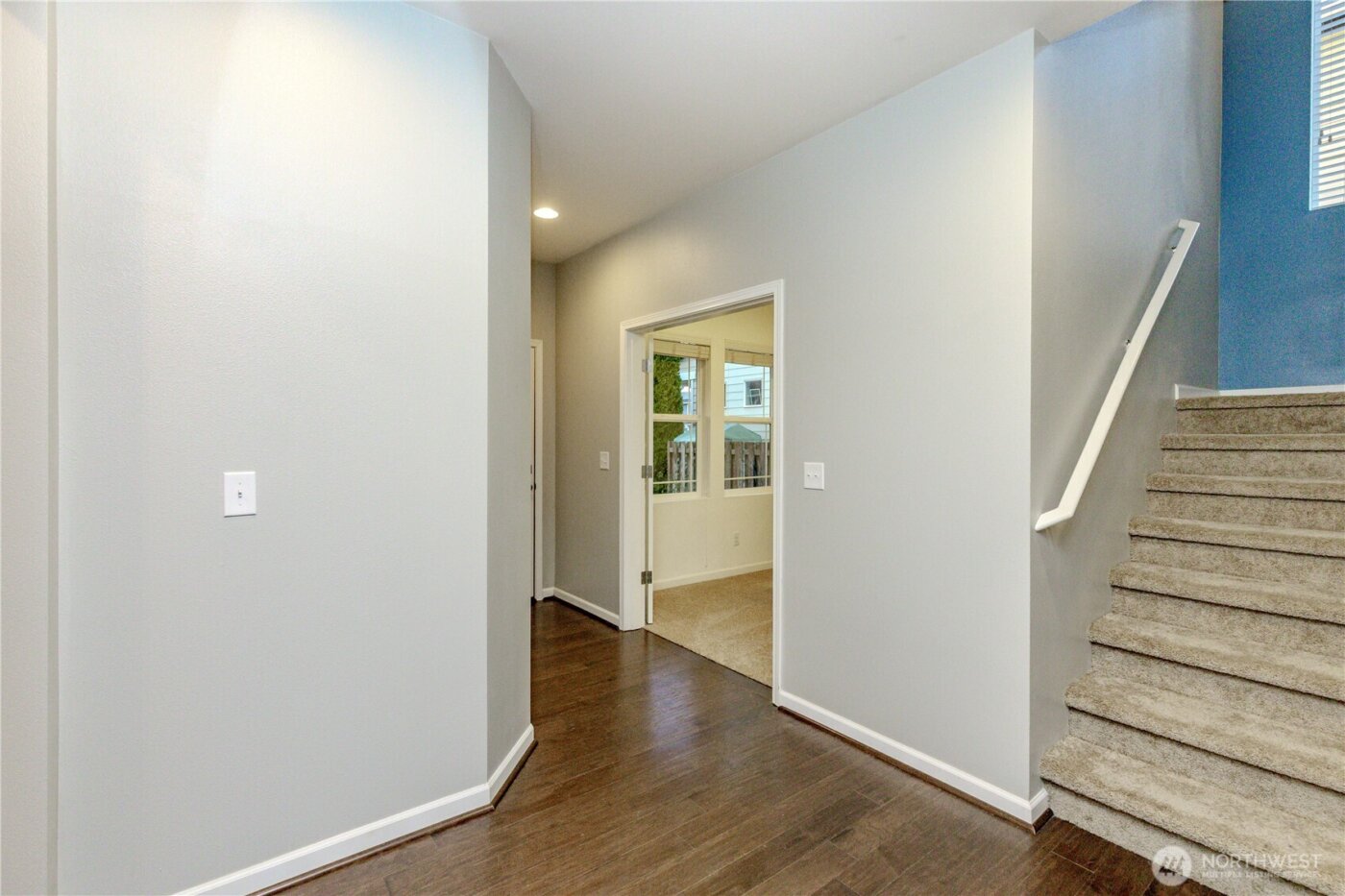 27434 210th Avenue SE, Maple Valley, WA 98038-3285