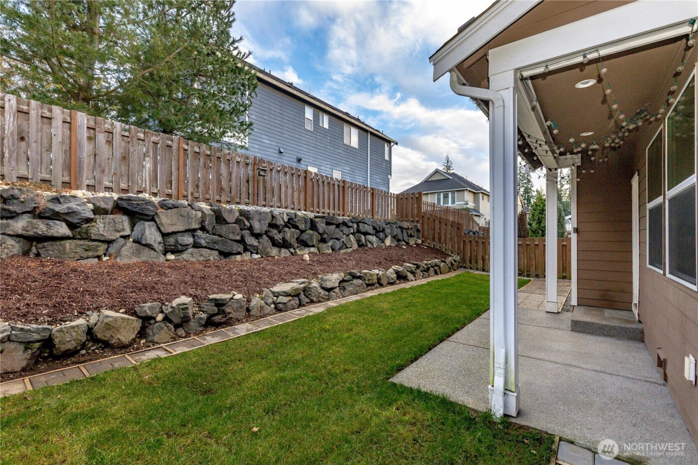 27434 210th Avenue SE, Maple Valley, WA 98038-3285