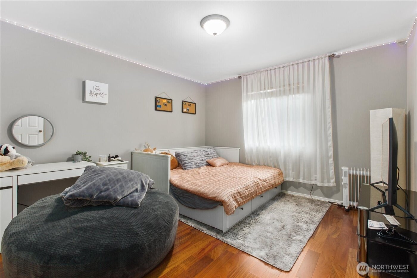 27867 256th Court SE, Maple Valley, WA 98038