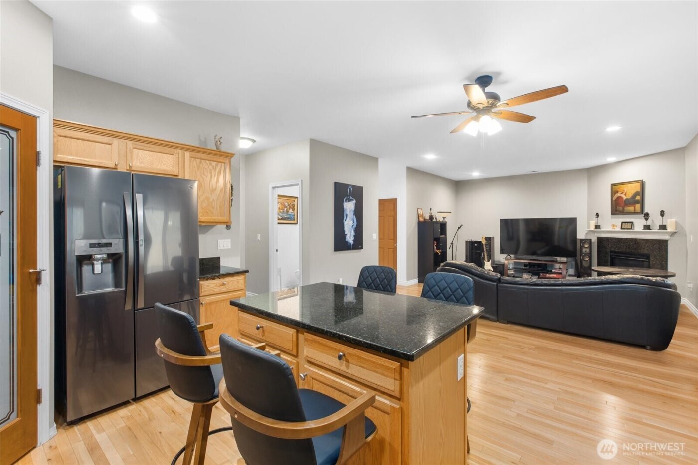 27867 256th Court SE, Maple Valley, WA 98038