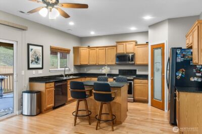 27867 256th Court SE, Maple Valley, WA 98038 - Photo 4